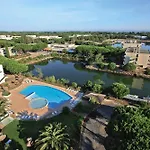 Belambra Clubs Motte - Petite Camargue Presqu'ile Du Ponant 4*