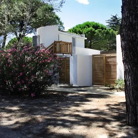Szálloda Belambra Clubs Motte - Petite Camargue Presqu'ile Du Ponant 4*