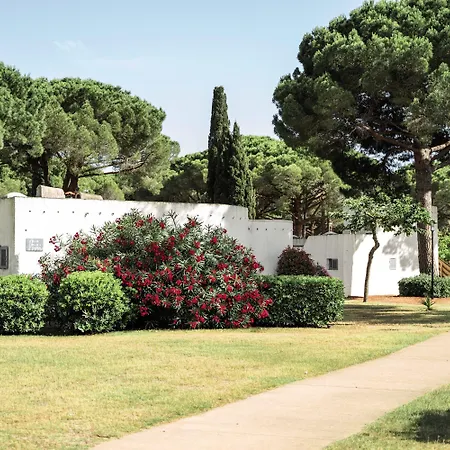 Belambra Clubs Motte - Petite Camargue Presqu'ile Du Ponant Hotel 4*