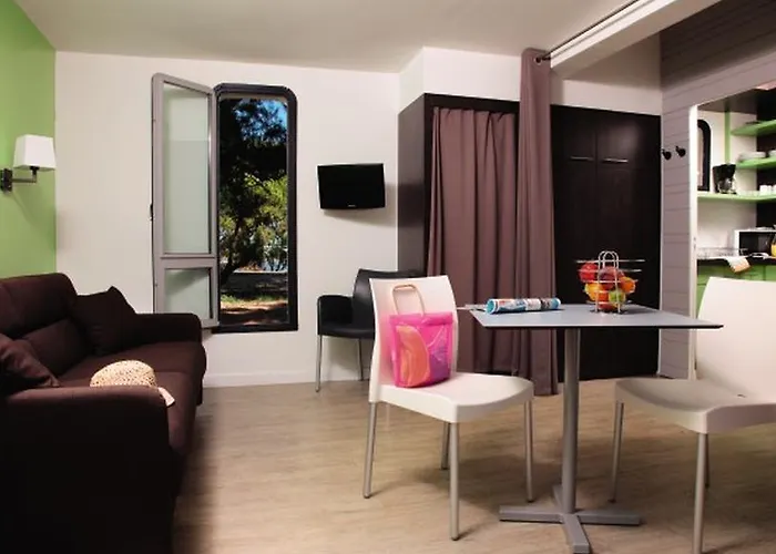 Hotel Belambra Clubs Motte - Petite Camargue Presqu'ile Du Ponant