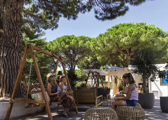 Hotel Belambra Clubs Motte - Petite Camargue Presqu'ile Du Ponant 4*