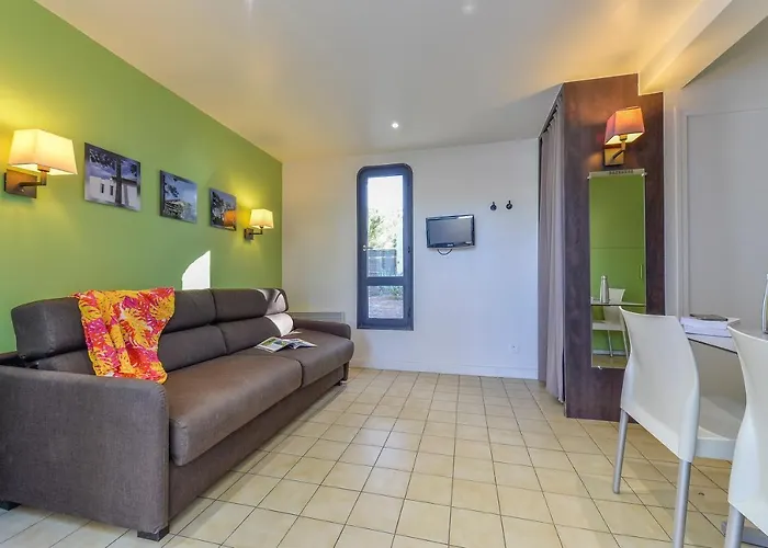 Hotel Belambra Clubs Motte - Presqu'île Du Ponant 4*