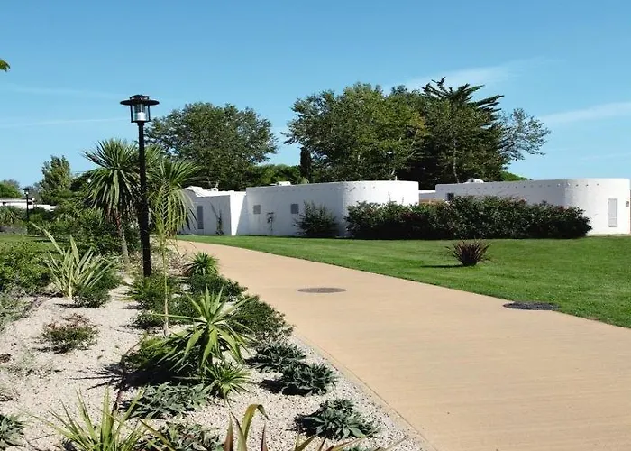 Belambra Clubs Motte - Presqu'île Du Ponant Hotel