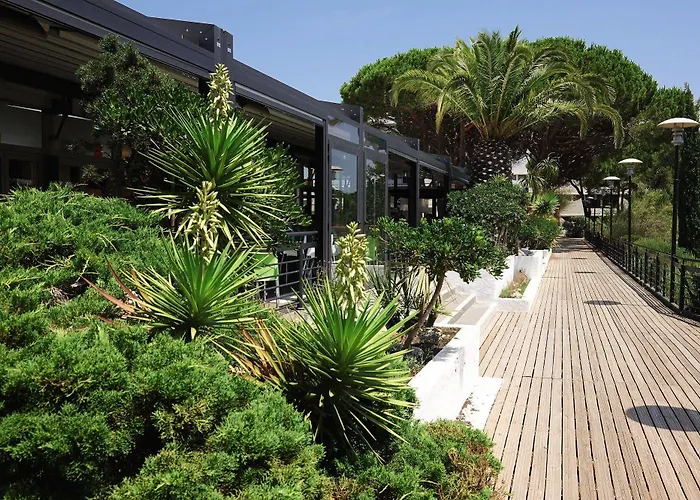 Hotel Belambra Clubs Motte - Presqu'île Du Ponant